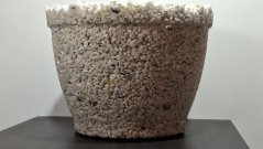 Herbrun Callisto – přírodní mrazuvzdorný květináč z kamene