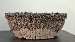 Herbrun Titania – kamenná nádoba, přírodní elegance pro rostliny i dekorace