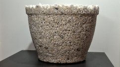 Herbrun Callisto – přírodní mrazuvzdorný květináč z kamene